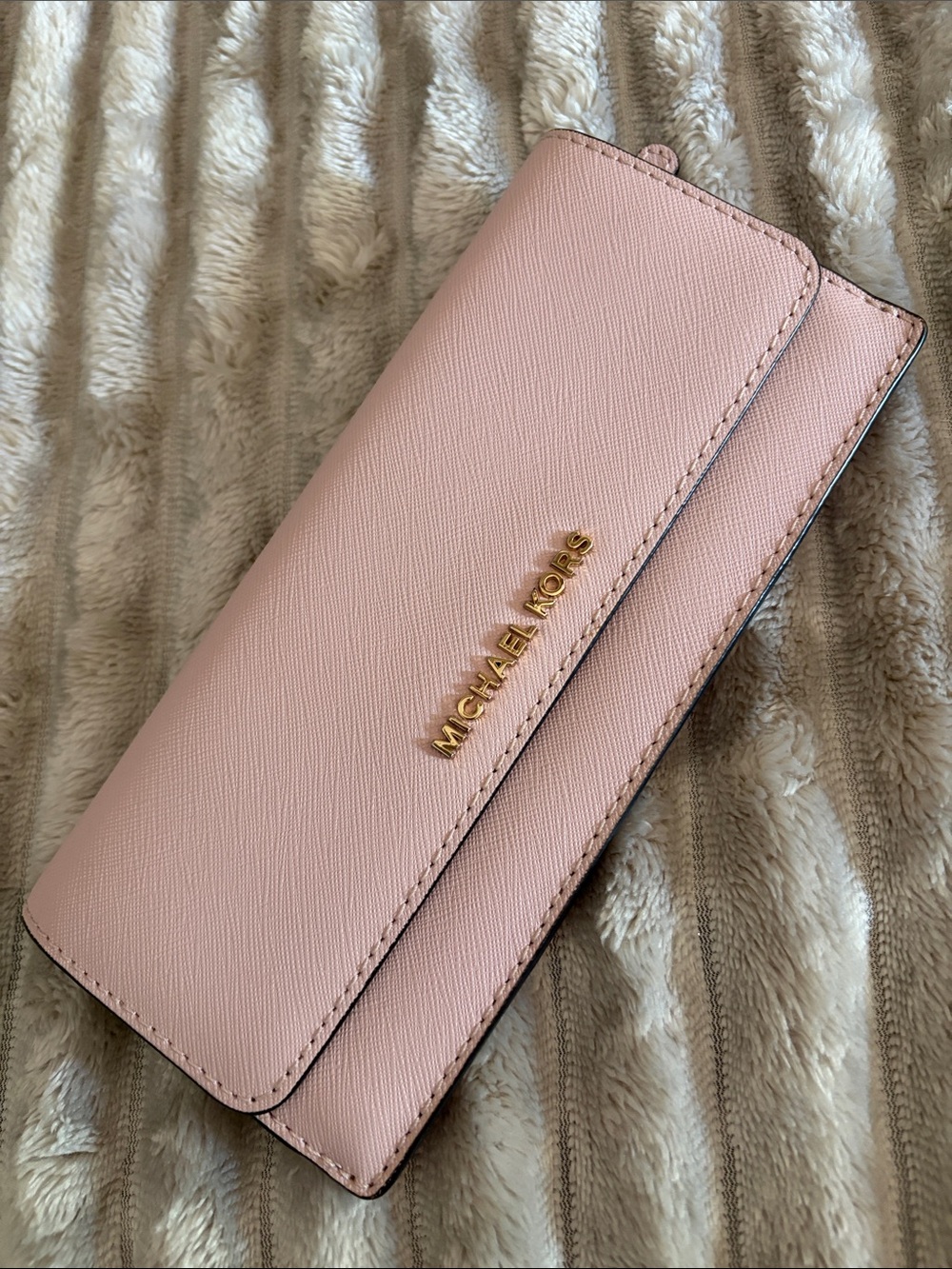 Michael Kors Pink Saffiano Leather Wallet BNWOT